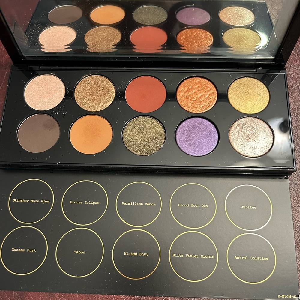 Pat McGrath Purple and Gold Eyeshadow Palette